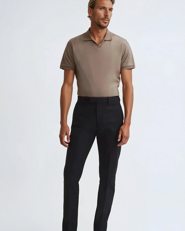 Polo taupe modern élégante et minimaliste pour un look sophistiqué