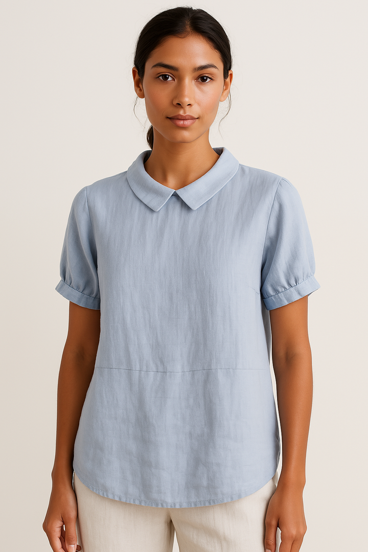 Blouse pour dames Marie élégante avec un col rond chic et des manches courtes confortables.