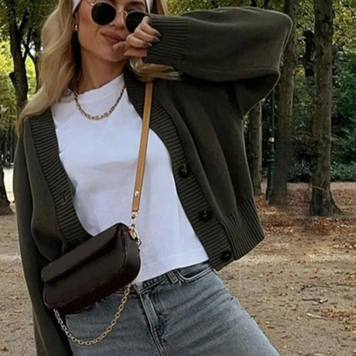 Ilani - Superbes gilets en V avec un col V en olive pour un look élégant et confortable