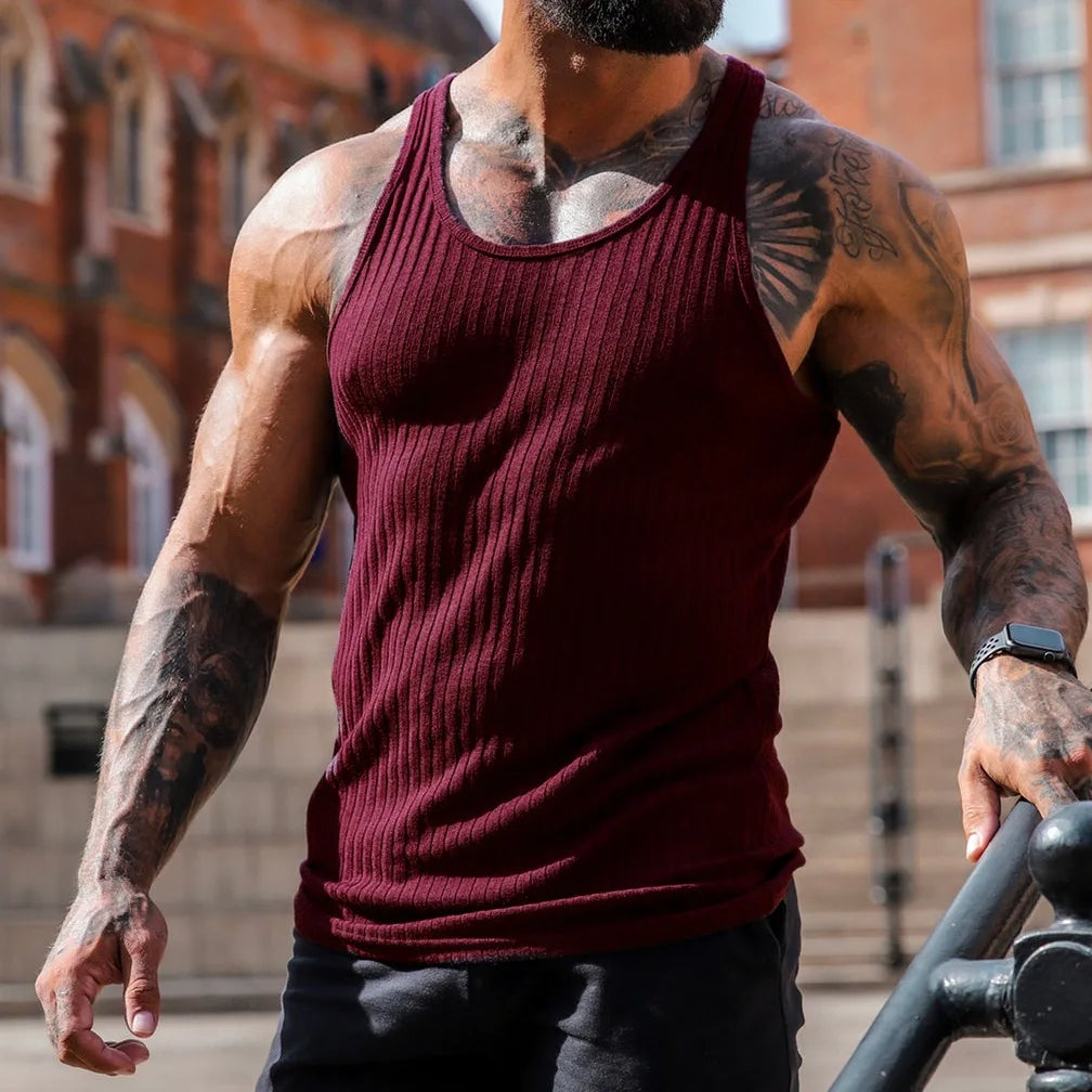 Débardeur homme à côtes stylé - Haut sans manches cintré pour le sport et les moments décontractés.