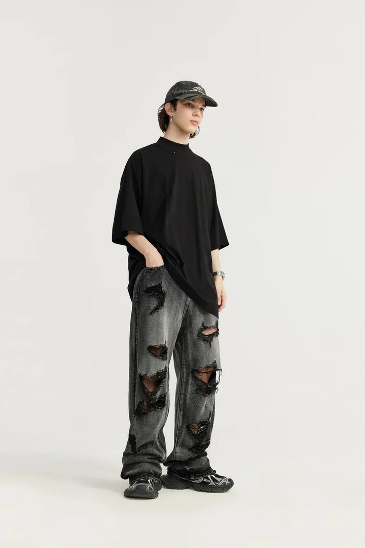 Jeans décontractés noirs en détresse pour un look urbain stylé