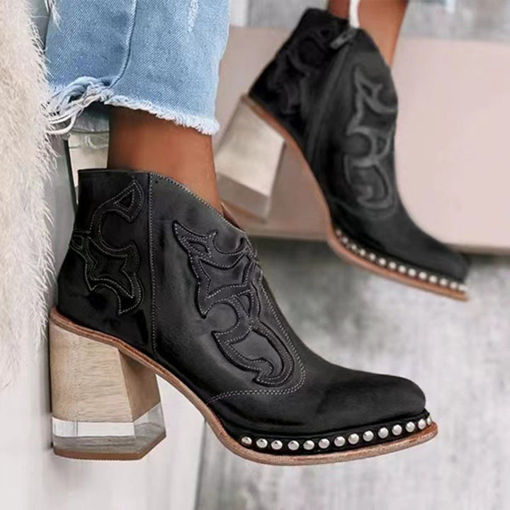 Indi | Botte de cowboy élégantes avec des pics tendance pour un look saisissant.