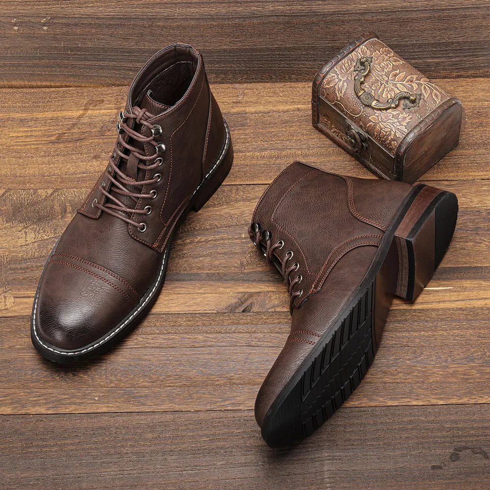 Bottes en cuir classiques élégantes pour hommes Felix™ avec semelle antidérapante sécurisée.