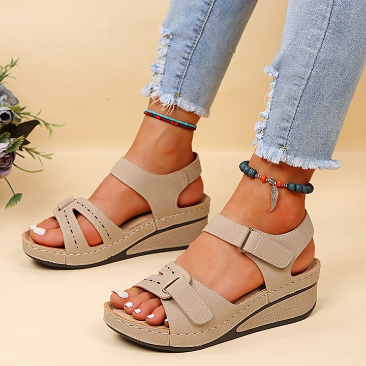 Adia - Sandales plateformes d'été élégantes et confortables pour femmes