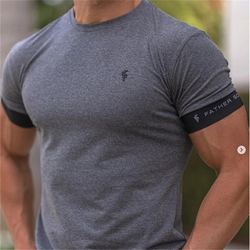 Ralden - T-shirt ajusté Muscle Fit pour hommes à manches courtes pour un look élégant et sportif.