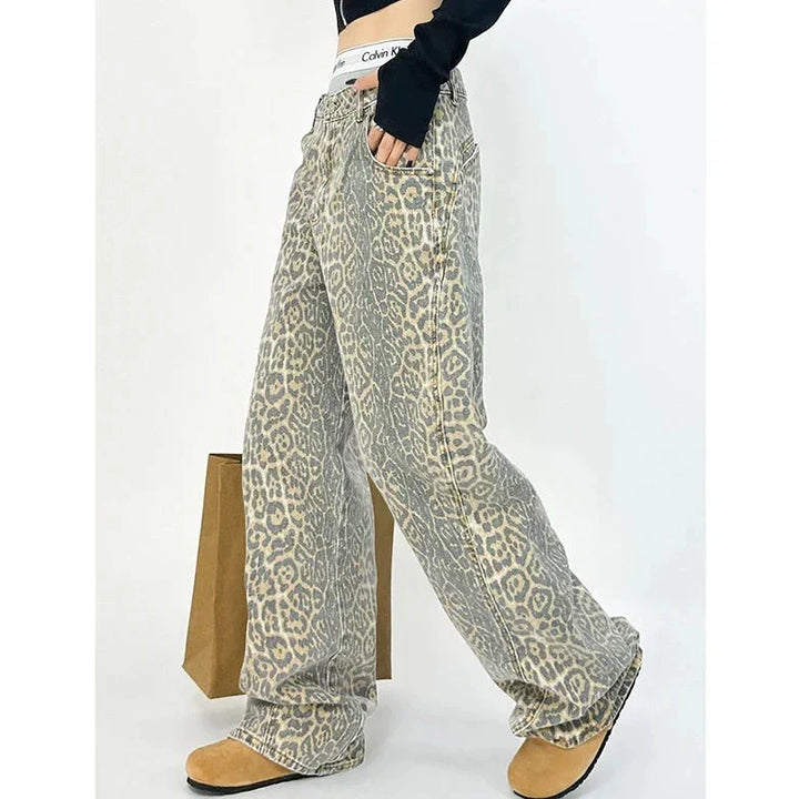 Gilda - Pantalon rétro stylé avec un imprimé léopard très tendance