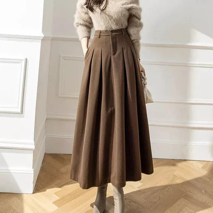 Quinne - Jupe plissée longue élégante classique pour femmes pour un look intemporel et stylé.