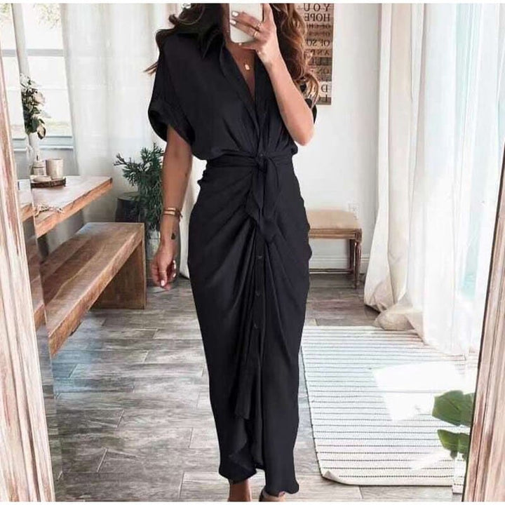 Élégante et magnifique dressing gown de chambre maxi portefeuille pour un look raffiné.