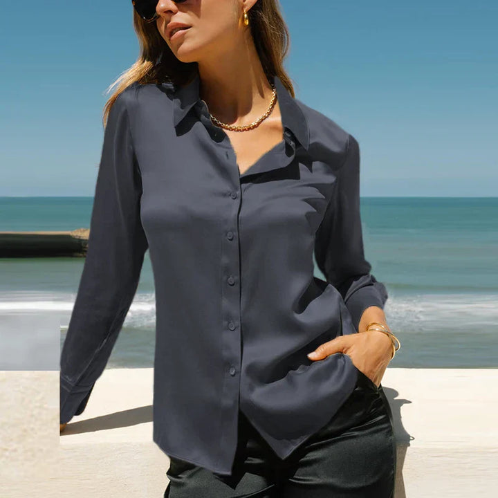 Persephone - Élégante blouse en satin à boutons pour femmes