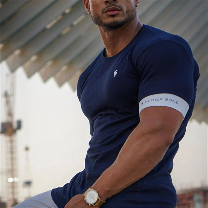 Ralden - T-shirt ajusté Muscle Fit pour hommes à manches courtes pour un look élégant et sportif.