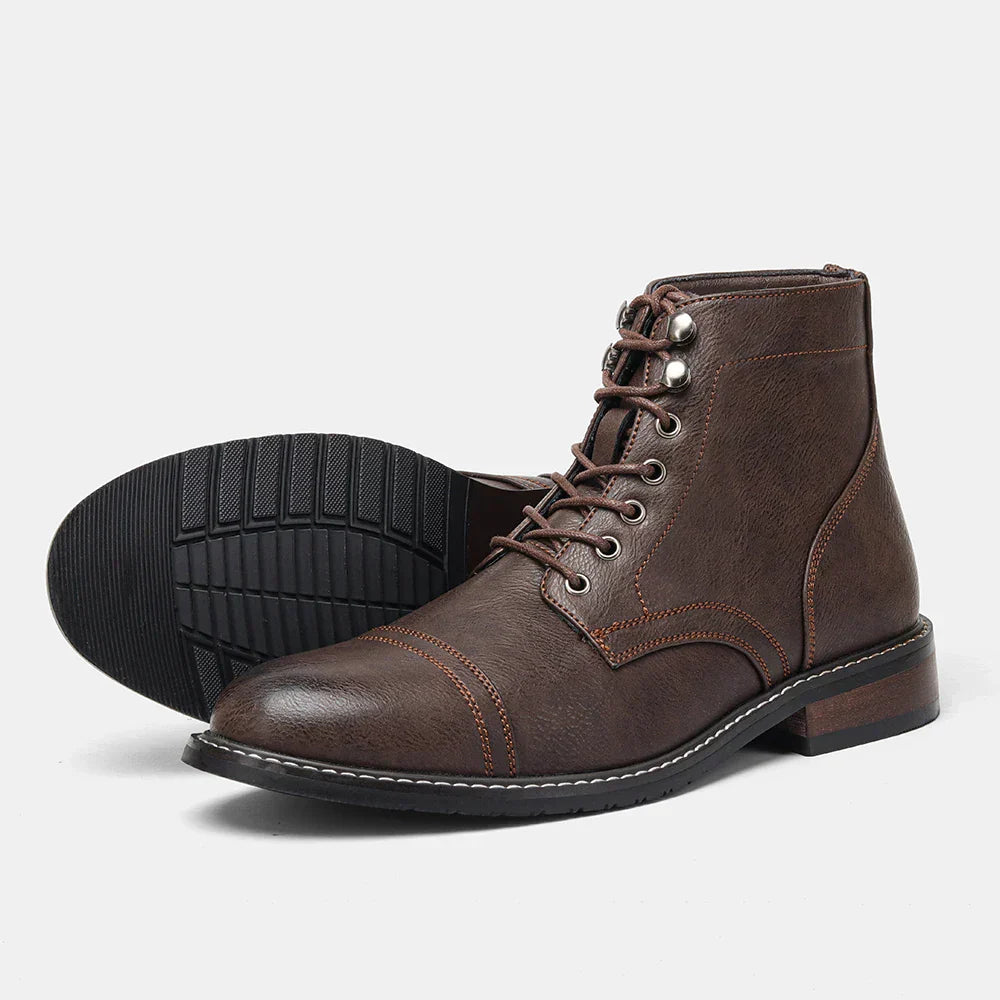 Bottes en cuir classiques élégantes pour hommes Felix™ avec semelle antidérapante sécurisée.