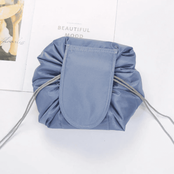 Sac à dos - Espace pour tout ce dont vous avez besoin, compact et pratique.