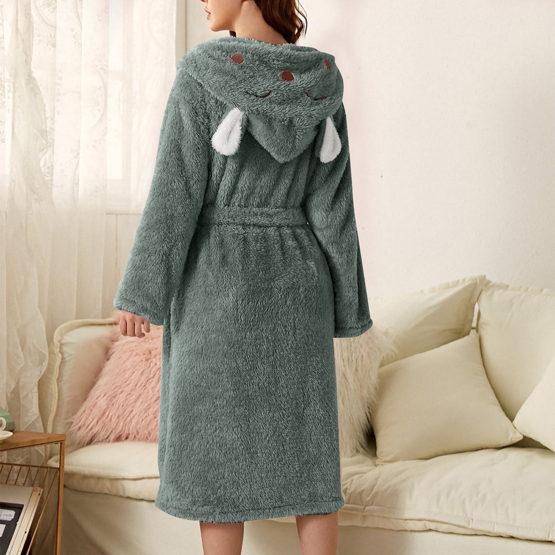 Brinley - Peignoir stylé avec capuche en flanelle épaisse pour les femmes, pour un automne confortable !
