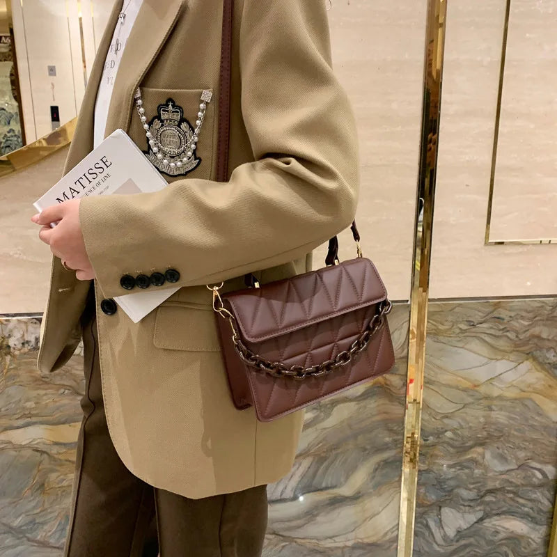 Nova - Sac à main pour dames de taille moyenne, sophistiqué avec un motif élégant