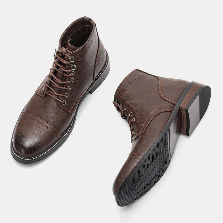 Bottes en cuir classiques élégantes pour hommes Felix™ avec semelle antidérapante sécurisée.