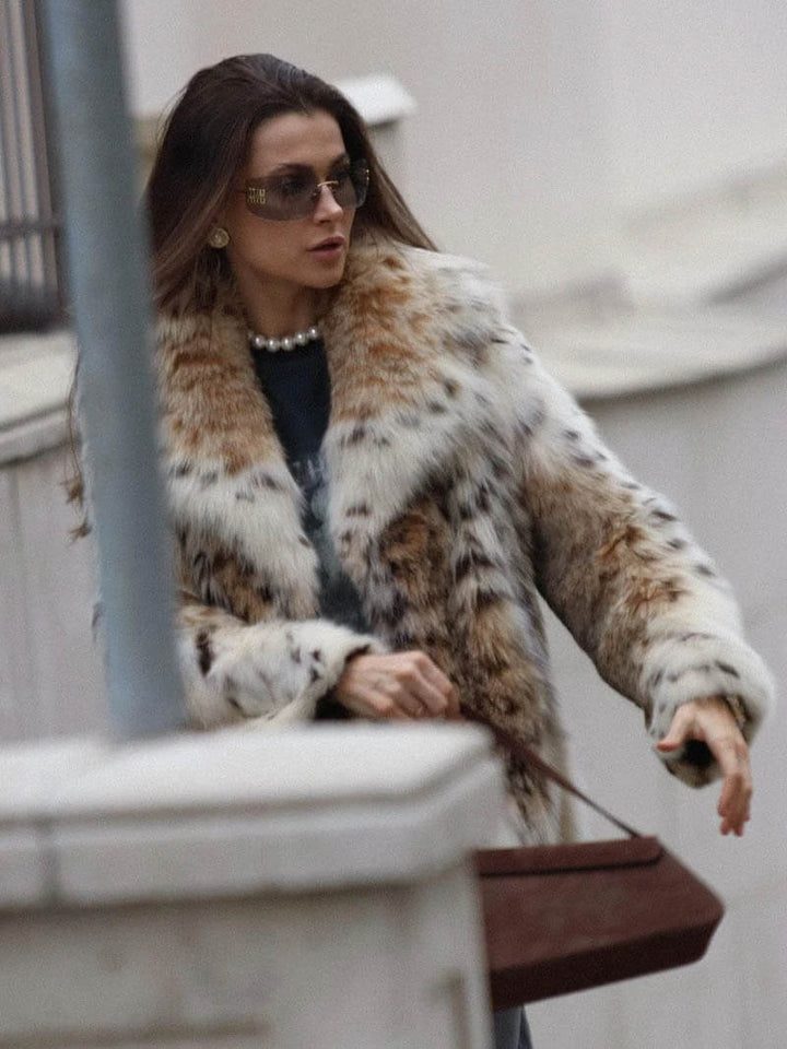 Audrey™ - Veste en fourrure avec motif léopard