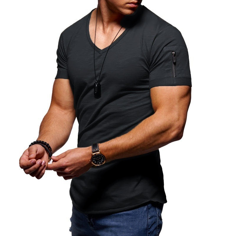 T-shirt élégant pour hommes avec col en V et détails modernes à fermeture éclair.