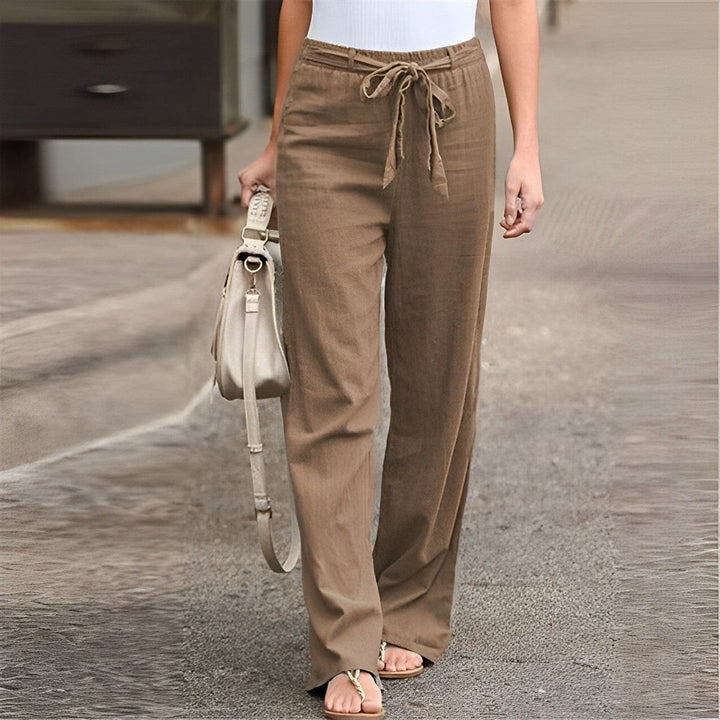 Pantalon en lin pour femmes : Élégance et confort pour un look stylé.