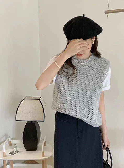 Merci pour votre question ! Voici une version plus attrayante du titre du produit :

Pull en tricot élégant sans doublure avec col rond de Danique