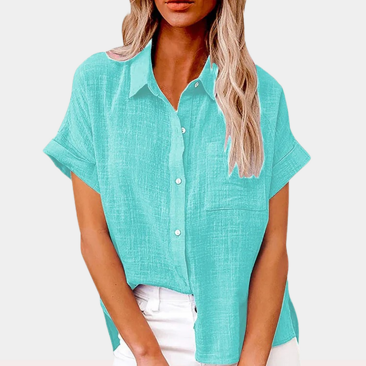 Cinzia | Blouse à manches courtes légère avec fermeture à boutons pour une allure confortable et élégante.