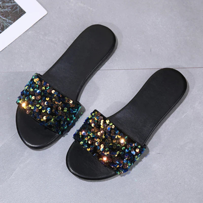 Stella - Tongs élégantes et luxueuses pour femmes, avec des détails scintillants, parfaites pour la plage !