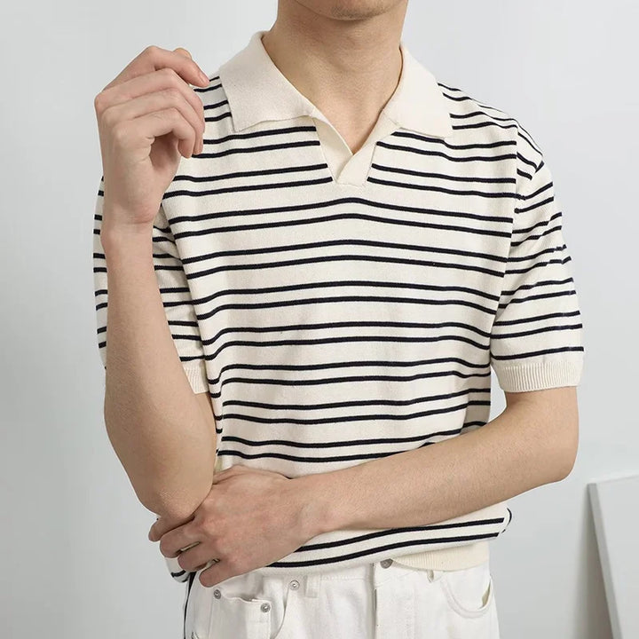 Polo à rayures élégante pour un look moderne