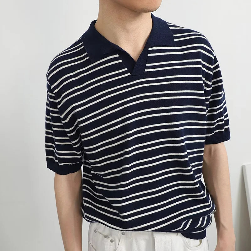 Polo à rayures élégante pour un look moderne