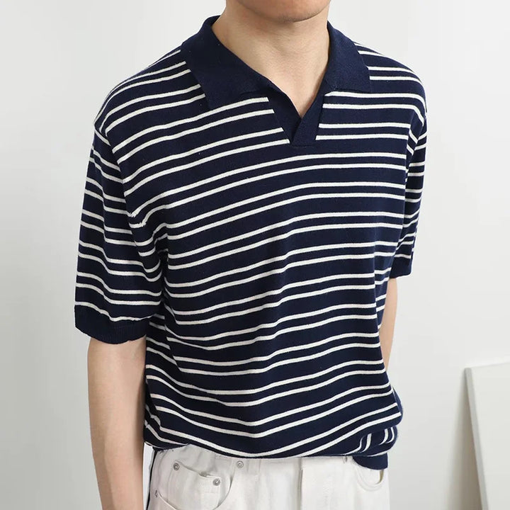 Polo à rayures élégante pour un look moderne