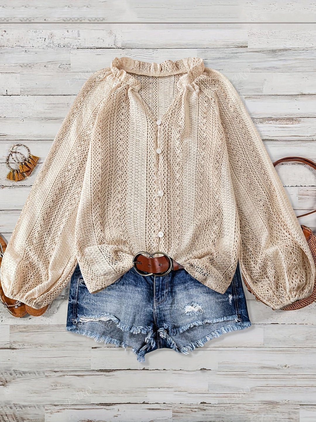 Amelia | Blouse élégante pour femmes avec fermeture à boutons, manches longues élégantes et détails en dentelle raffinés.