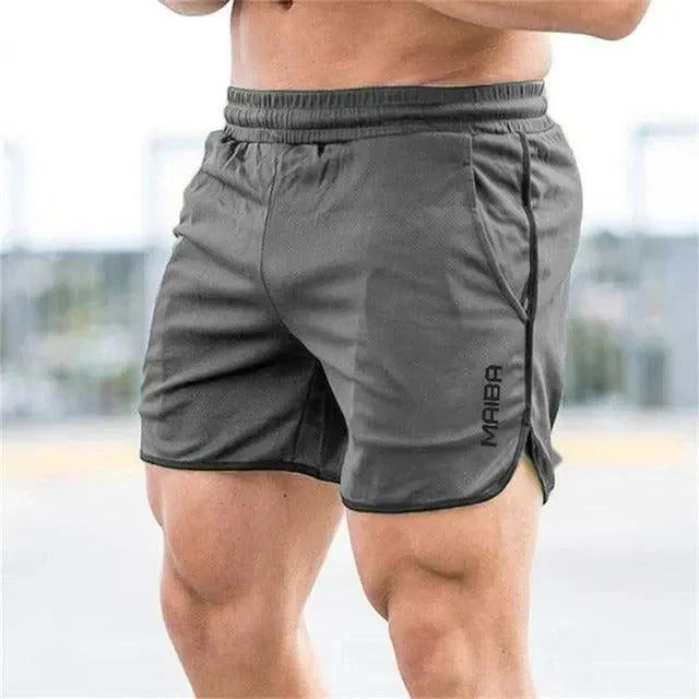 Shorts athlétiques pour hommes, légers et respirants, avec taille élastique et poches latérales pratiques.