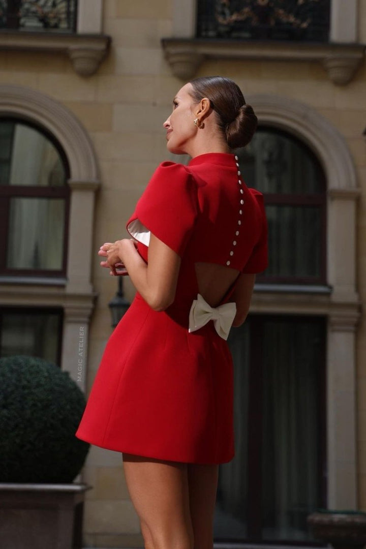 Helga | Robe Mini Rouge Élégante avec Nœud au Dos - Parfaite pour les Fêtes et les Cocktails
