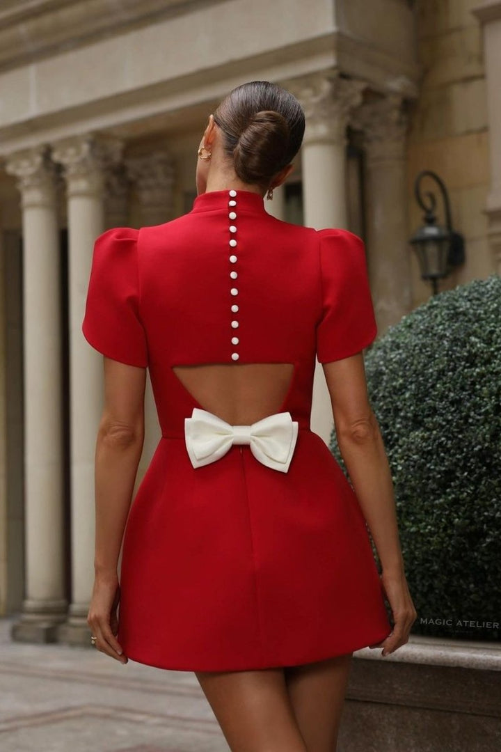 Helga | Robe Mini Rouge Élégante avec Nœud au Dos - Parfaite pour les Fêtes et les Cocktails