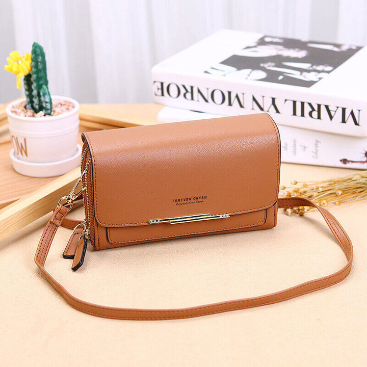 Sac en cuir synthétique élégant et classique pour un style intemporel.