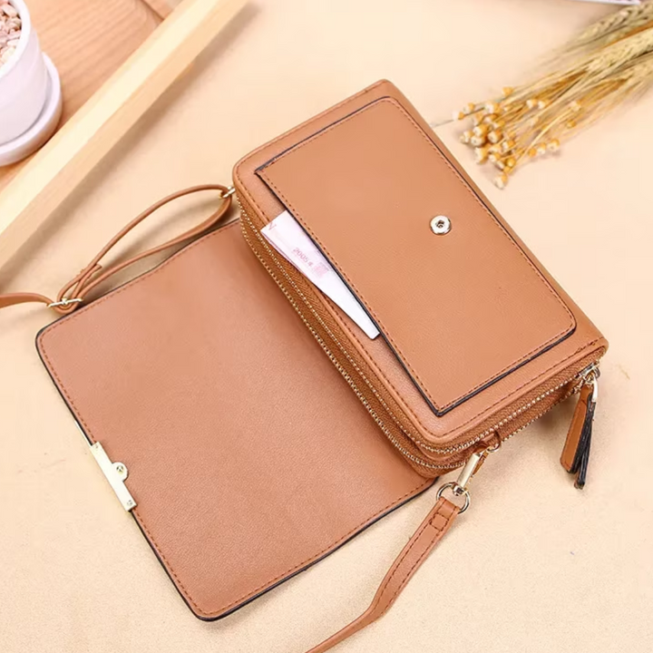 Sac en cuir synthétique élégant et classique pour un style intemporel.
