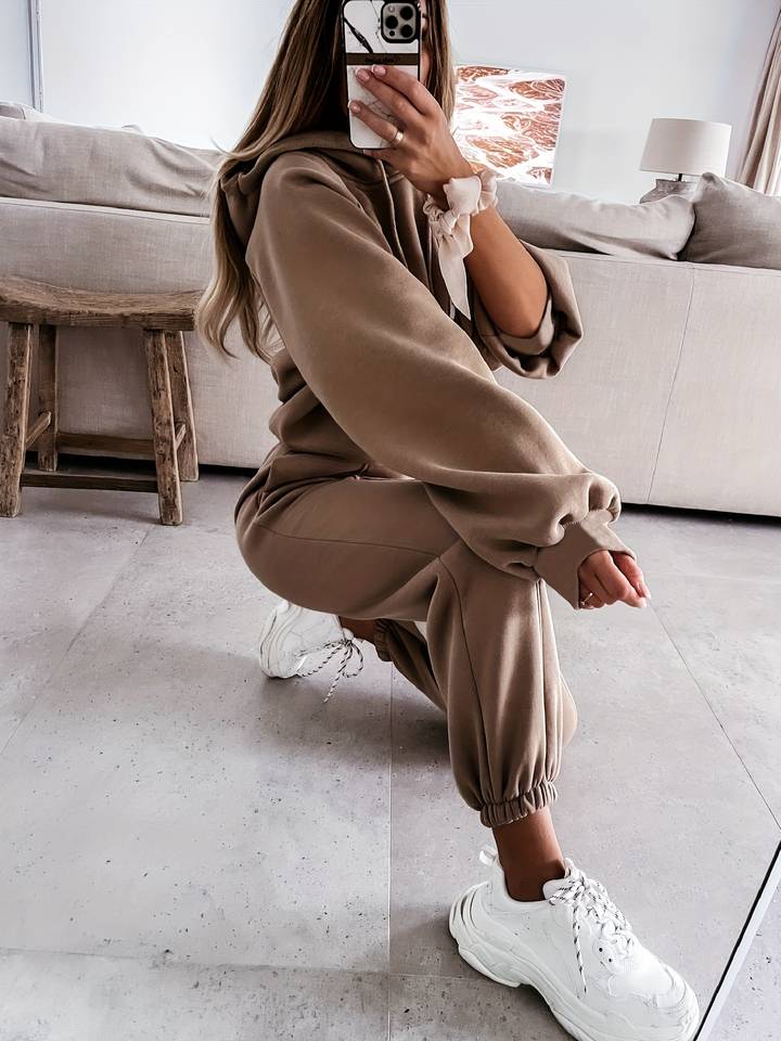 Karina - Ensemble stylé de sweat à capuche surdimensionné et de pantalon de jogging pour femmes