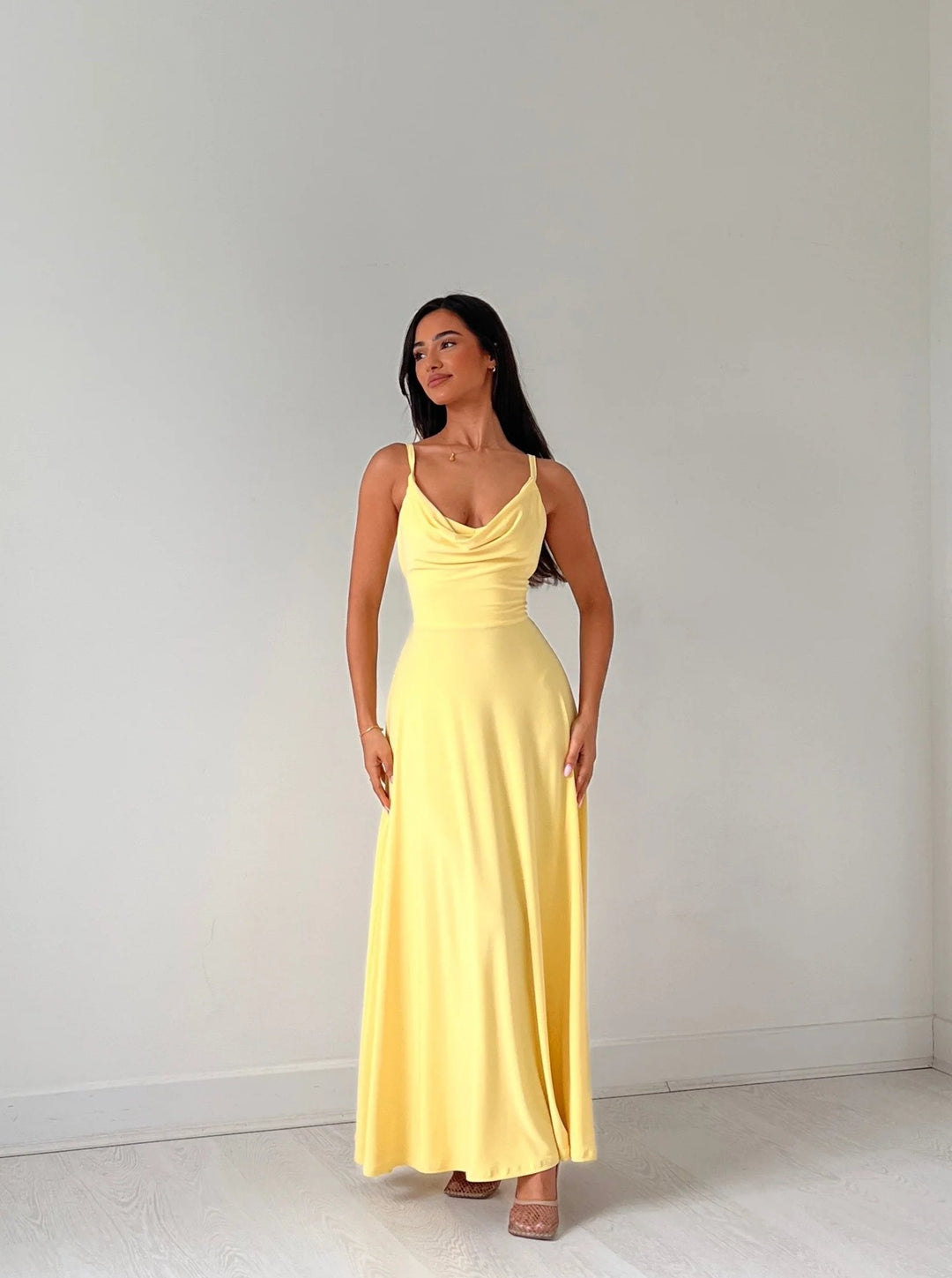 Laurice - Robe Maxi Drapée Élégante pour une Apparence Rafinée