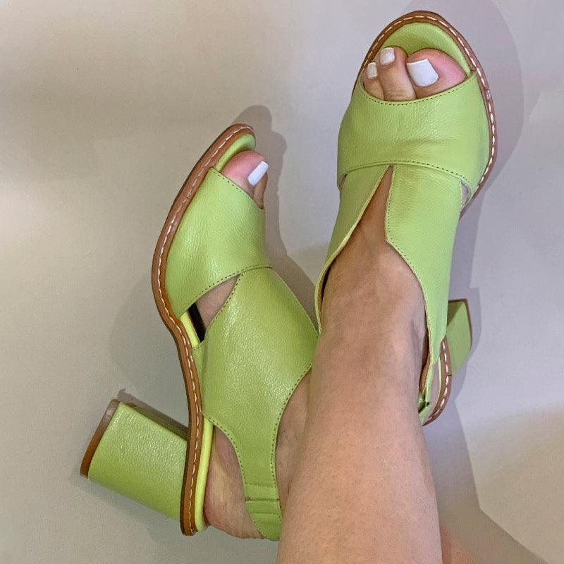 Fashyn | Sandales découpées tendance et élégantes pour un look d'été parfait