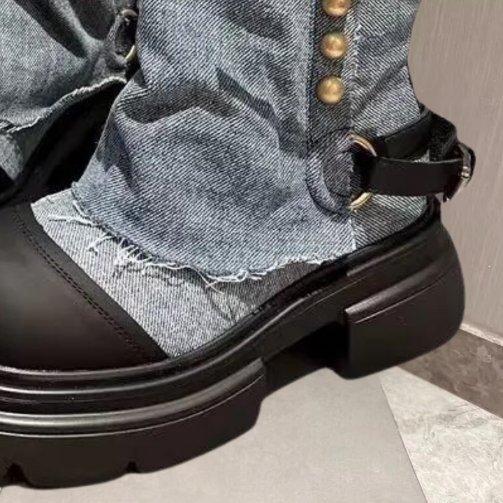 Bottes en denim KEONA™ élégantes pour des journées d'hiver chaudes.