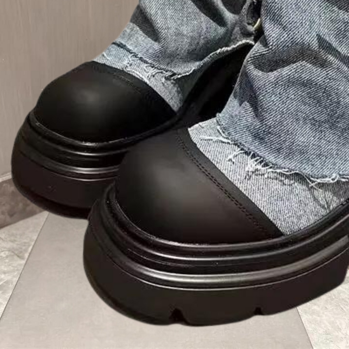 Bottes en denim KEONA™ élégantes pour des journées d'hiver chaudes.