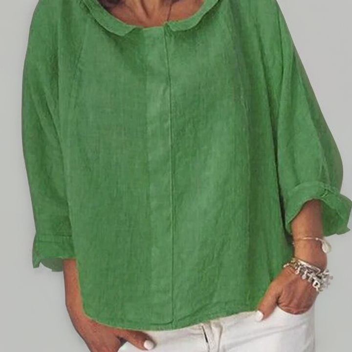 T-shirt pour femmes Thomassina à col en V, pour un look élégant et confortable.