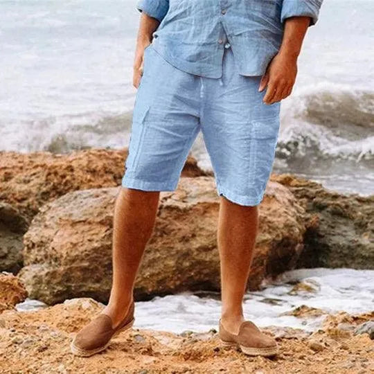 Shorts en lin pour hommes confortables - respirants et légers pour des looks décontractés estivaux - coupe décontractée et longueur genou.