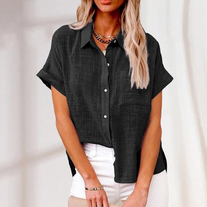 Halona blouse élégante pour femmes à manches courtes - Légère, respirante et parfaite pour un look décontracté et relaxant.