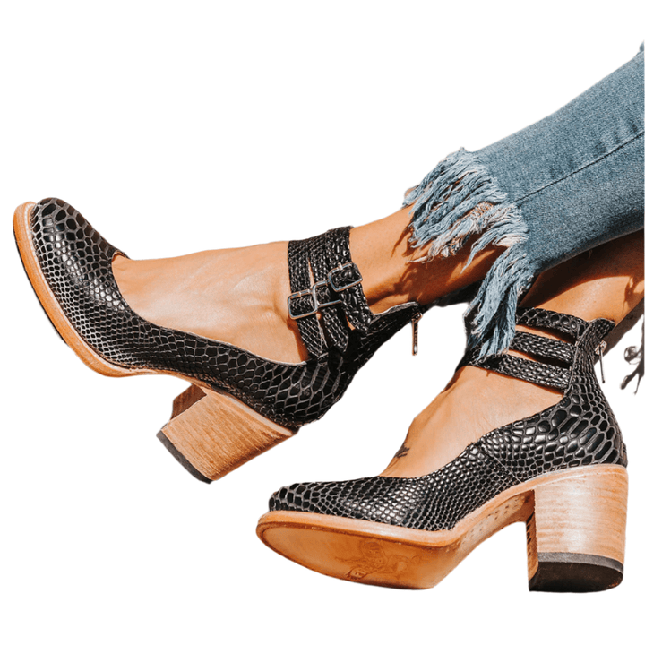 Sybilla - Talons élégantes et stylées avec des doubles brides tendance