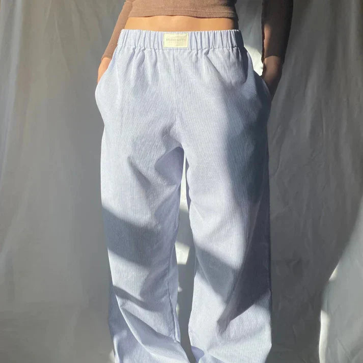 Samantha - Un pantalon en lin stylé pour un look rafraîchissant