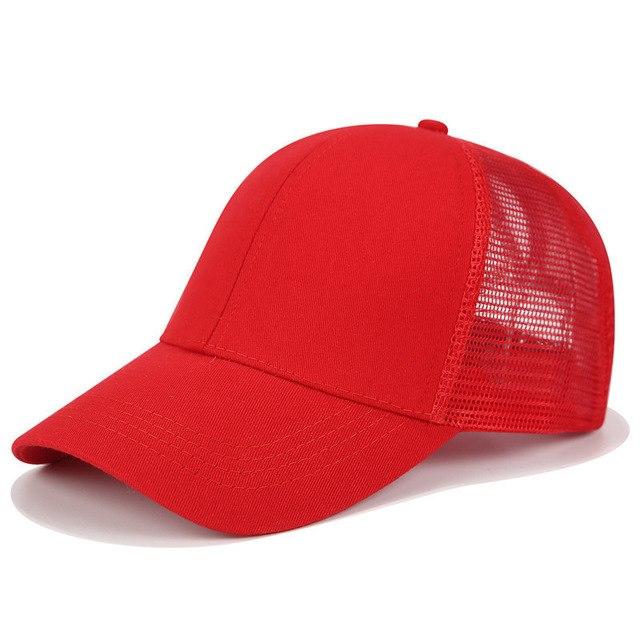Casquette de baseball élégante avec espace pour une queue de cheval - La casquette idéale pour un look tendance féminin.