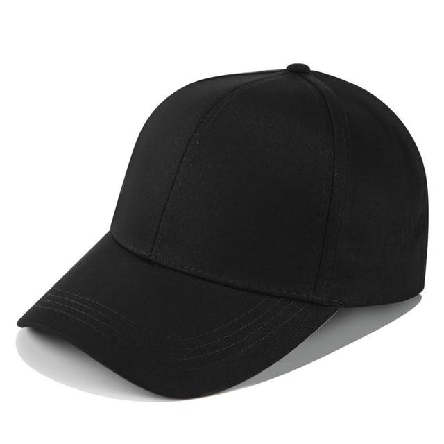 Casquette de baseball élégante avec espace pour une queue de cheval - La casquette idéale pour un look tendance féminin.