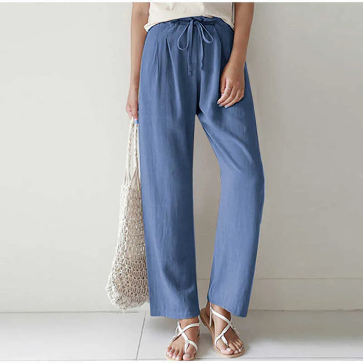 Gretel - Pantalon respirant avec taille élastique et poche plissée tendance sur des jambes évasées